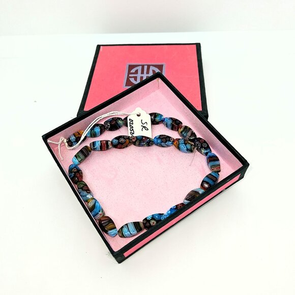 Beautiful Handmade Multi-Color Beaded Necklace - Picture 3 of 6